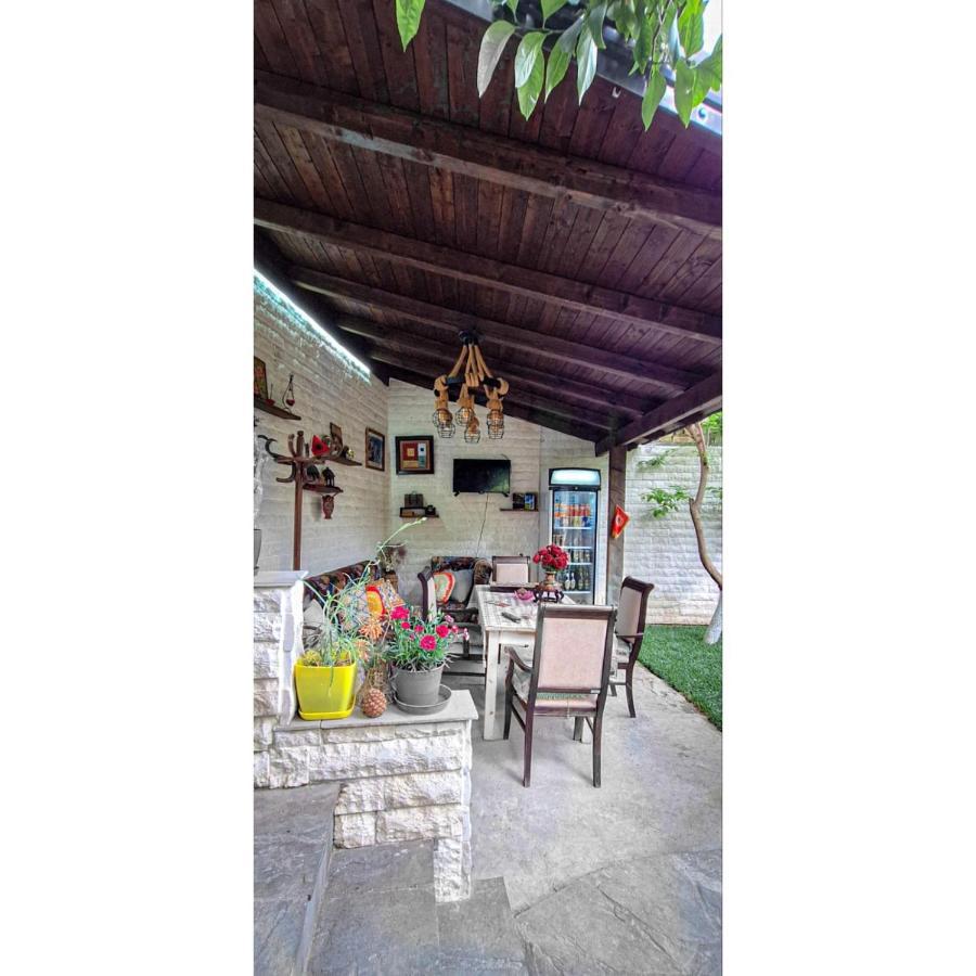 Guesthouse Alvaro Kadiu Berat Exterior foto
