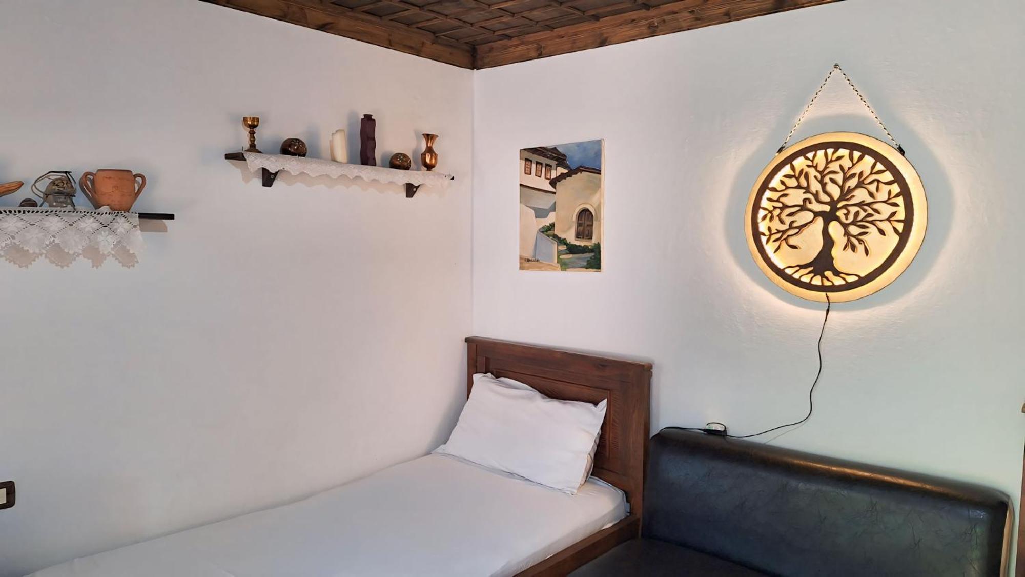 Guesthouse Alvaro Kadiu Berat Exterior foto