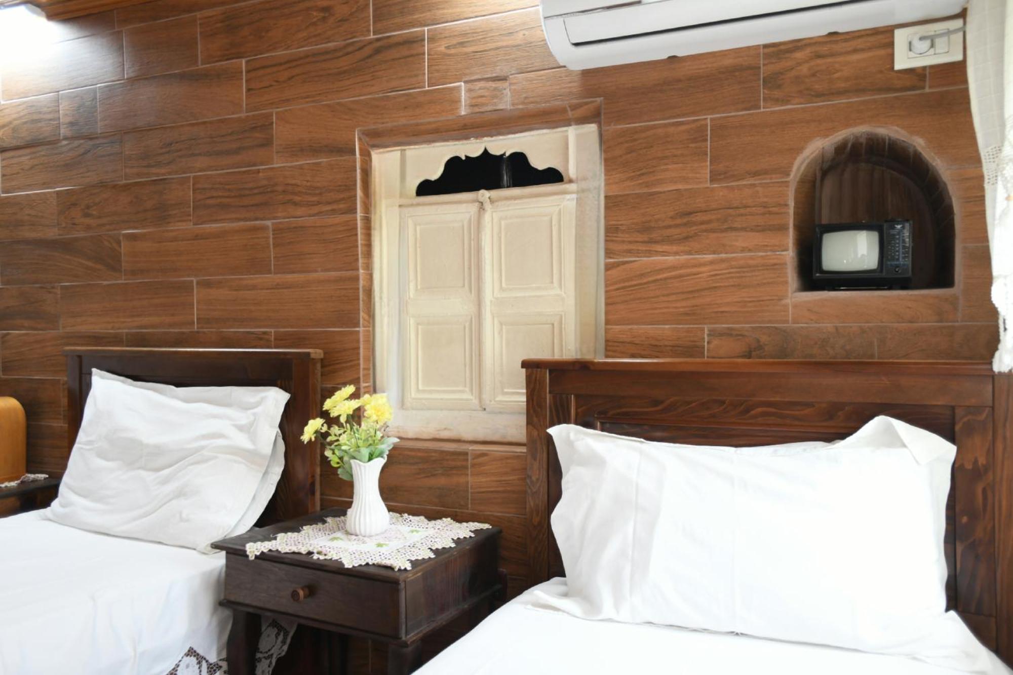 Guesthouse Alvaro Kadiu Berat Exterior foto